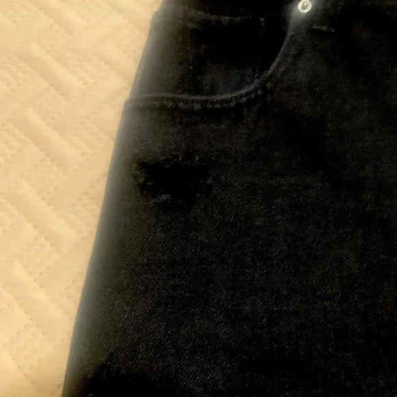 NWT-Plus Size Wild Fable Black Denim Distressed Shorts. Size 18/34 waist. - Picture 9 of 11